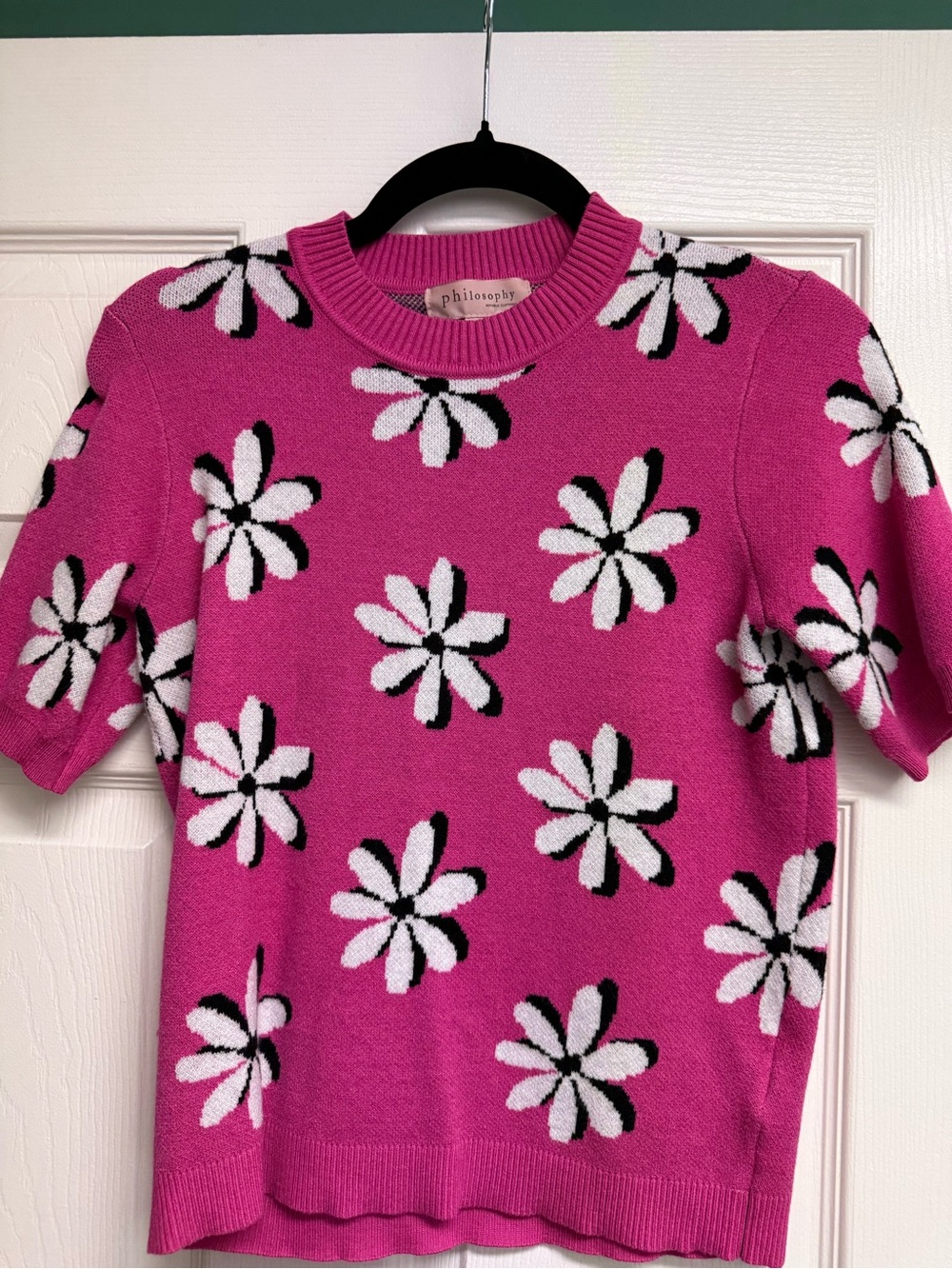 Philosophy Daisy Knit Top - Hot Pink, White & Black